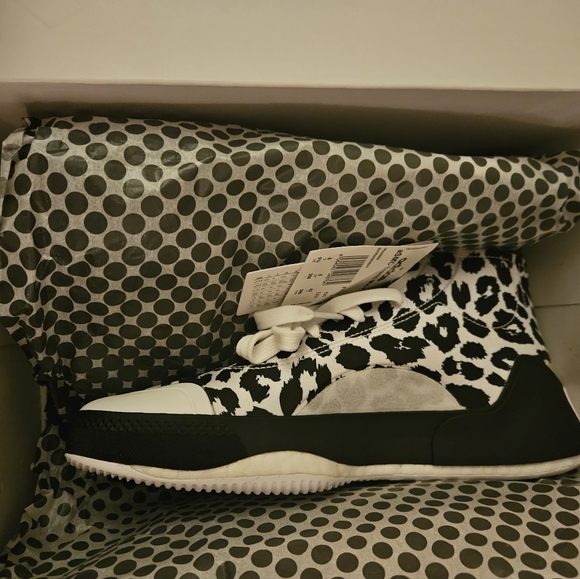Stella McCartney x Wmns Treino Mid 'Leopard Print - White - Picture 6 of 7